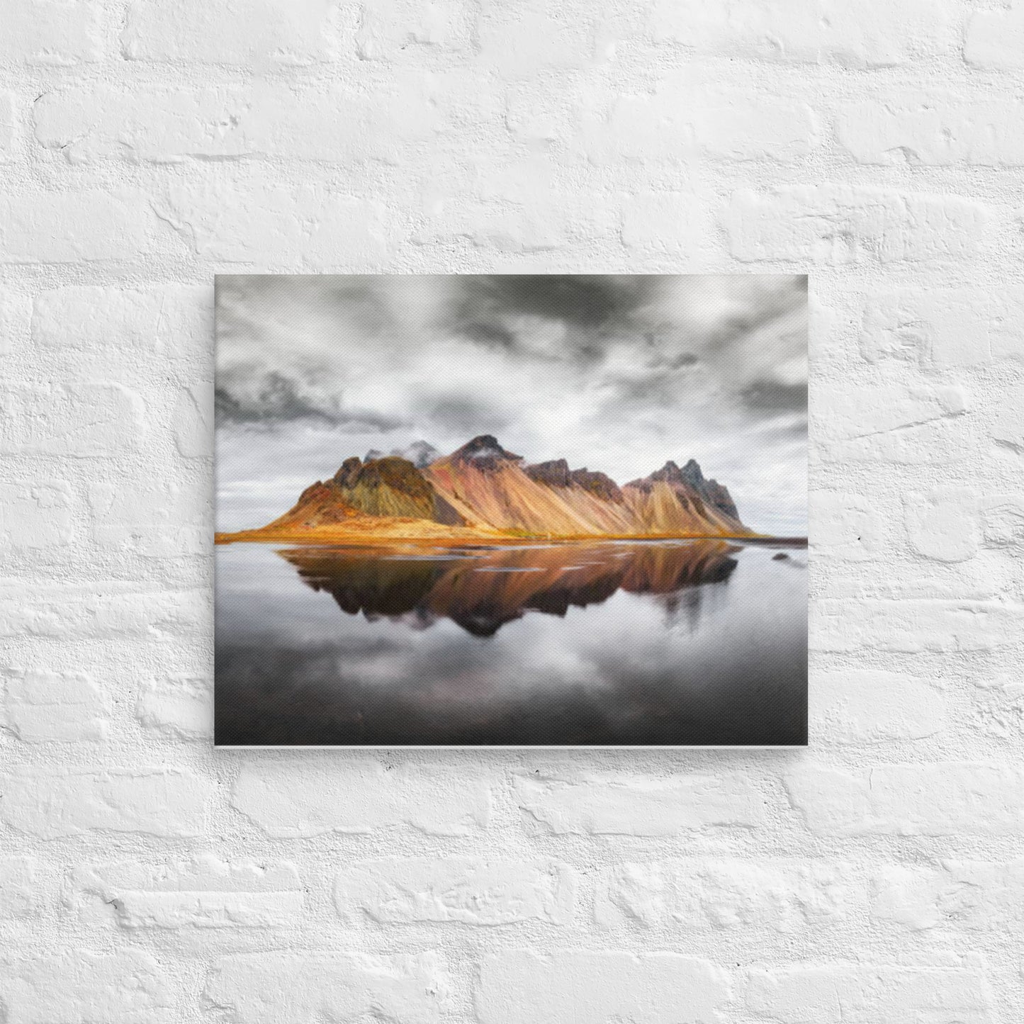 Vestrahorn Reflection